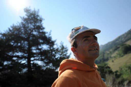 Swiss mountaineer Ueli Steck to be buried in Nepal