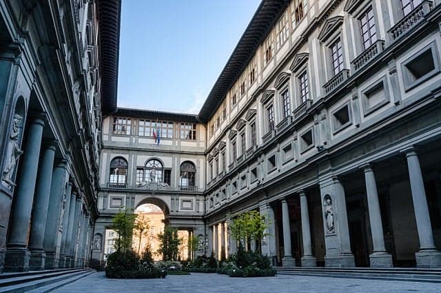 Florence's Uffizi art gallery will host an outdoor cinema this summer - and it's free