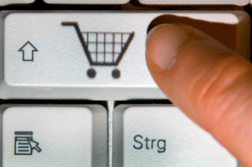 Limit online shopping on Sundays to protect workers, demands Green Party