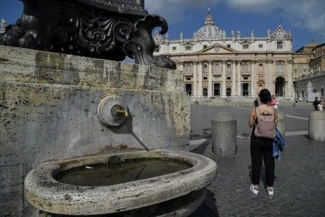 Italy drought: Vatican switches off fountains in show of solidarity