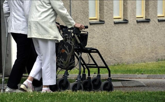 Better treatment and education reduce dementia levels, Swedish study shows