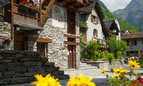 Villages vie to be named prettiest in Switzerland