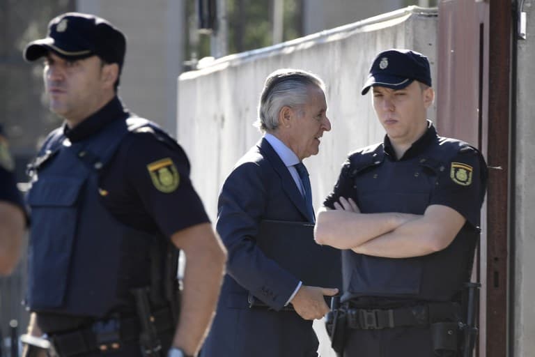Autopsy confirms convicted Spanish banker committed suicide