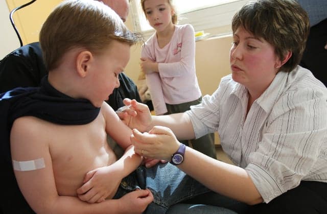 The 11 vaccines set to become compulsory in France and why French doctors are firmly in favour