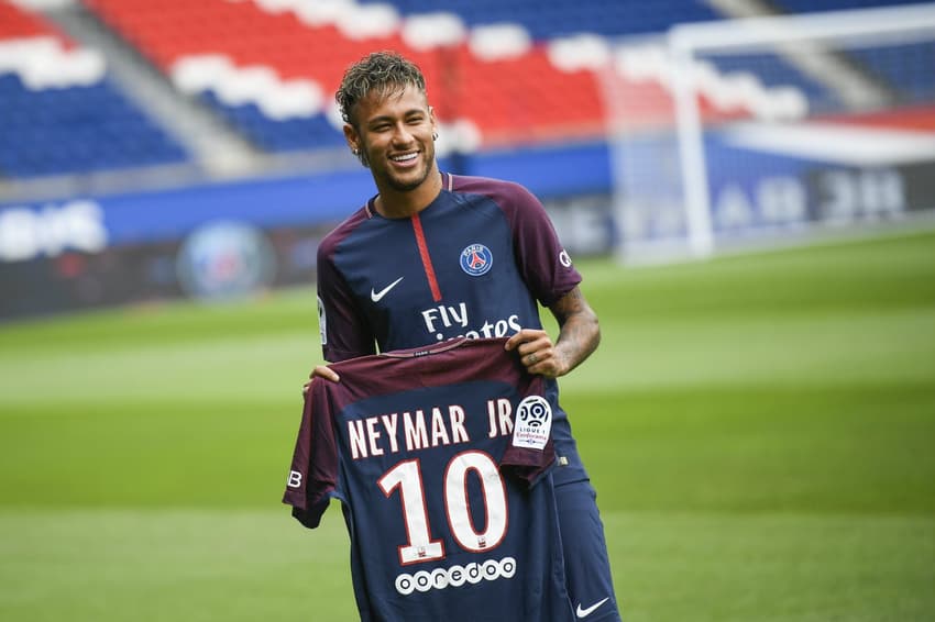 PSG sell 10,000 Neymar shirts on first day