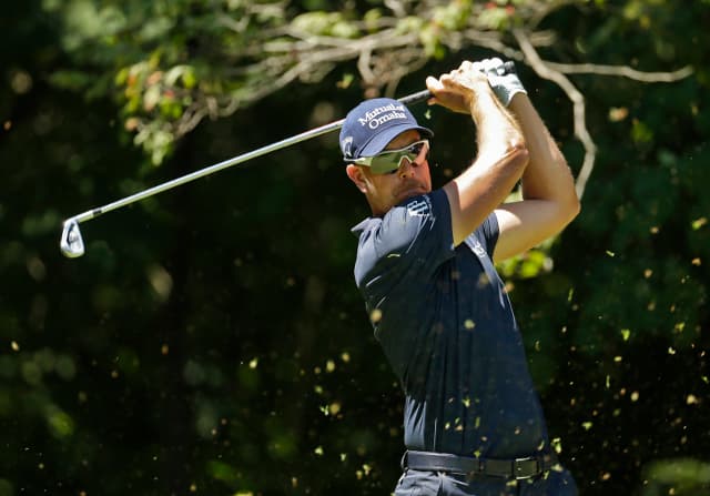 Henrik Stenson claims first title of the year and sets new Swedish record