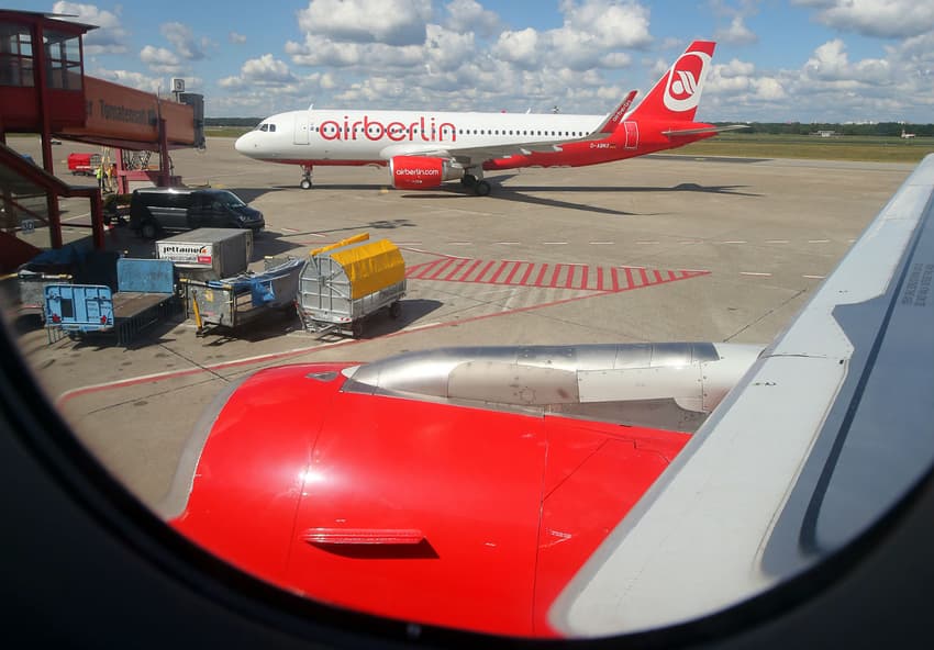 Lufthansa and EasyJet nose ahead in race to carve up Air Berlin