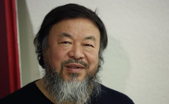 Ai Weiwei showcases major documentary on the global refugee crisis in Venice