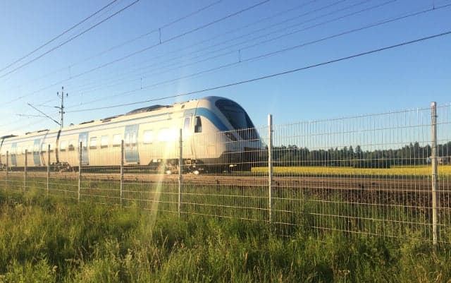 Fire halts rush-hour trains between Stockholm and Uppsala