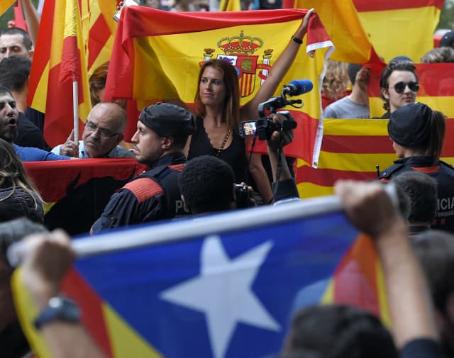 'Oppressive climate' for media freedom in Catalonia ahead of referendum: report
