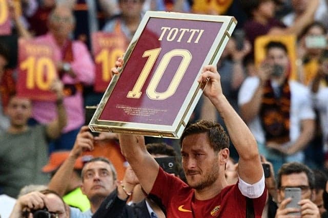 Roma legend Francesco Totti thanks fans for support in his 'new life'