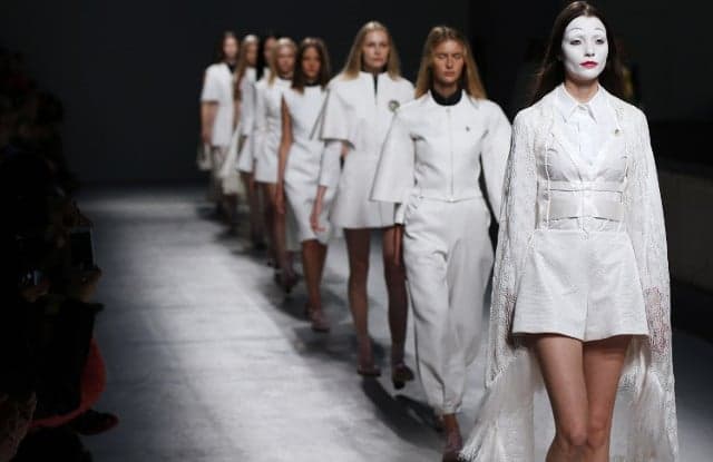 French fashion heavyweights ban ultra-thin models