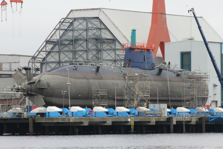 Israel, Germany sign submarine deal after corruption probe delay