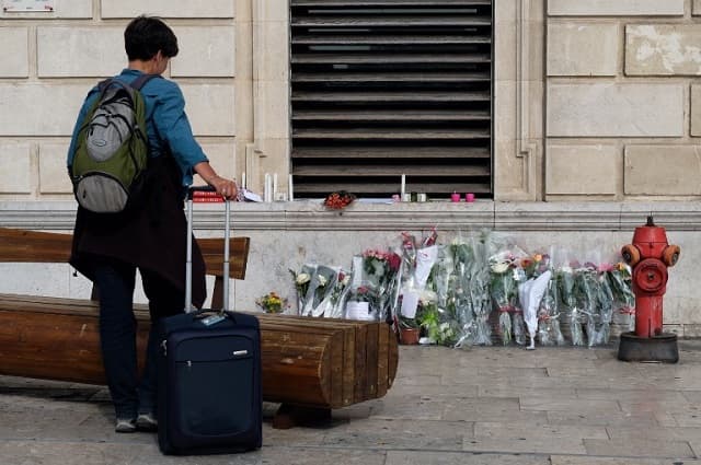 Italian police investigate possible terrorist base near Rome