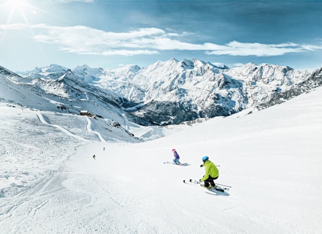 Switzerland's 'low-cost' ski season gets off to a great start