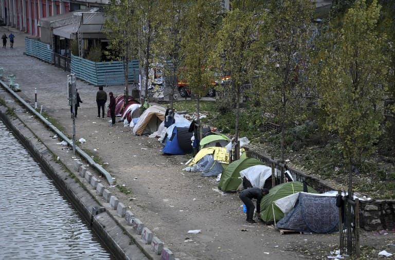 France sees number of asylum requests hit record high