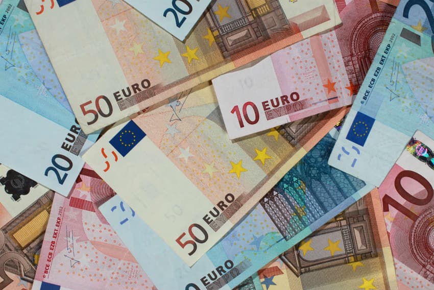 Middle-income earners to keep hundreds of euros under proposed tax plan