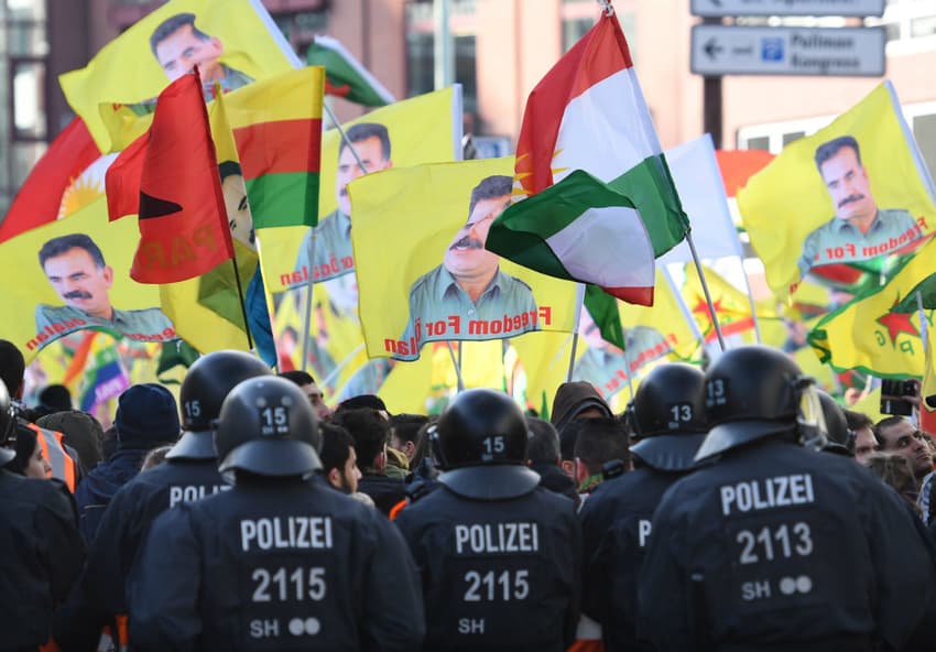 German police disperse Kurdish protest against Turkish offensive