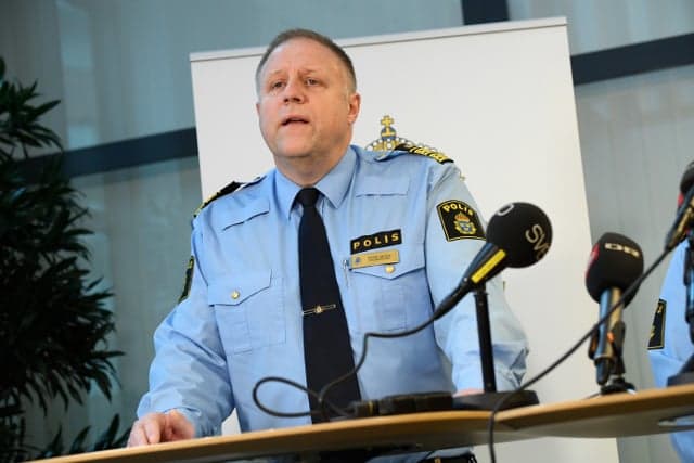 Blast at Rosengård police station 'a response from criminals'