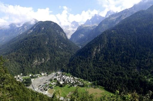 Graubünden village faces new rockfall threat