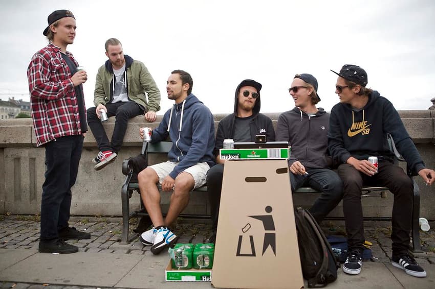 Fewer young Danes binge drinking: report