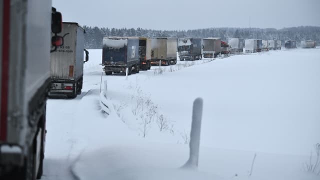 Trains cancelled and roads risky as 'Beast from the East' continues to throttle Sweden