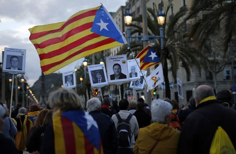 Supreme Court summons Catalan separatists as trial nears