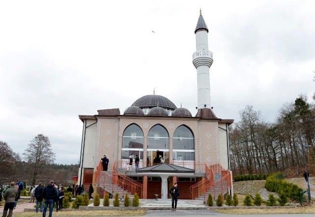 Jewish leader: Banning Islamic calls to prayer won't help integration in Sweden