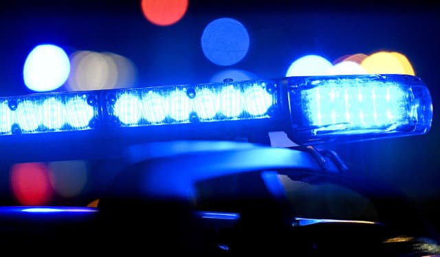 Gothenburg gold robbers shoot man in the leg before fleeing scene