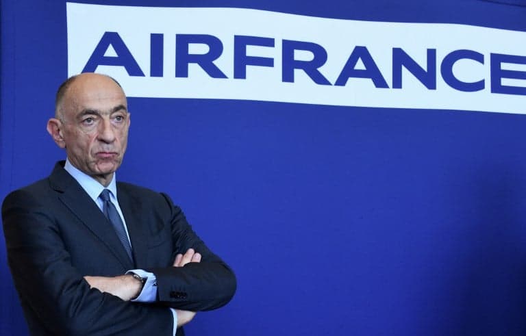 Air France head resigns after staff reject pay deal