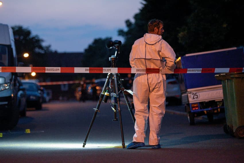 Woman shot dead on street in Salzgitter, shooter on the run