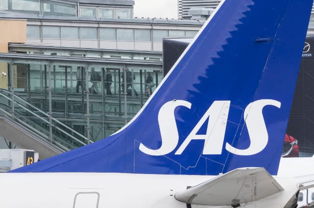 Norway to leave Sweden and Denmark behind and sell remaining SAS stake