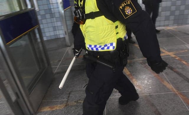 Staff regularly require police assistance in four Stockholm subway stations