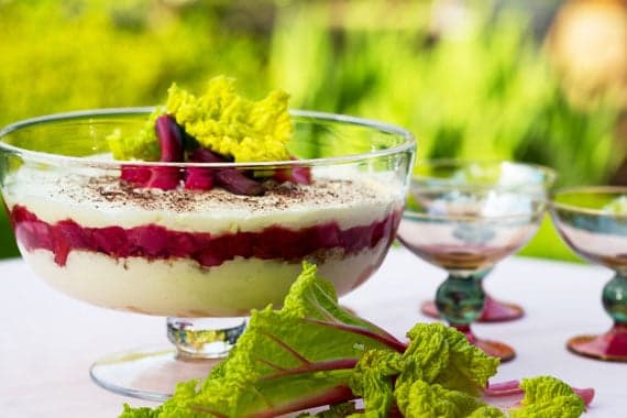 Swedish recipe of the week: Rhubarb trifle