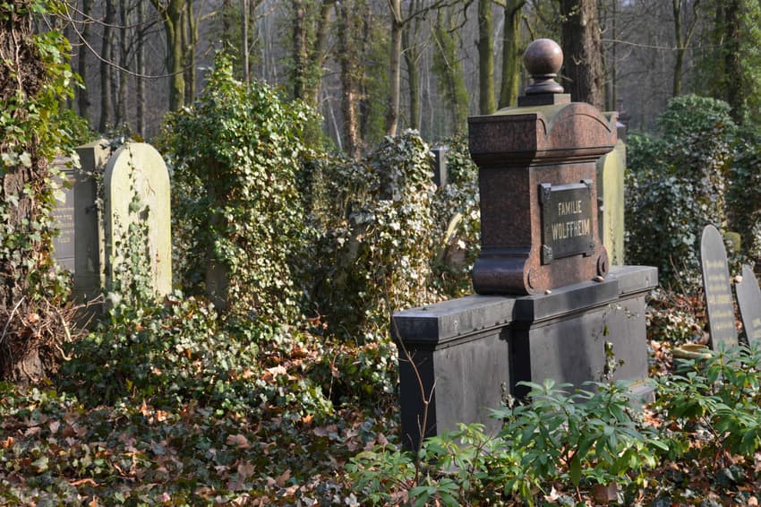 The unexpected things cemeteries can teach you about Germany