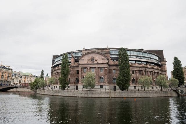 Support for democracy weak among Sweden's youngsters: survey