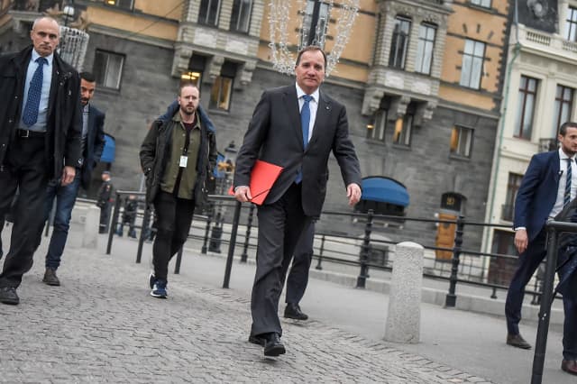 Sweden headed for 'untested ground' as budget deadline draws near