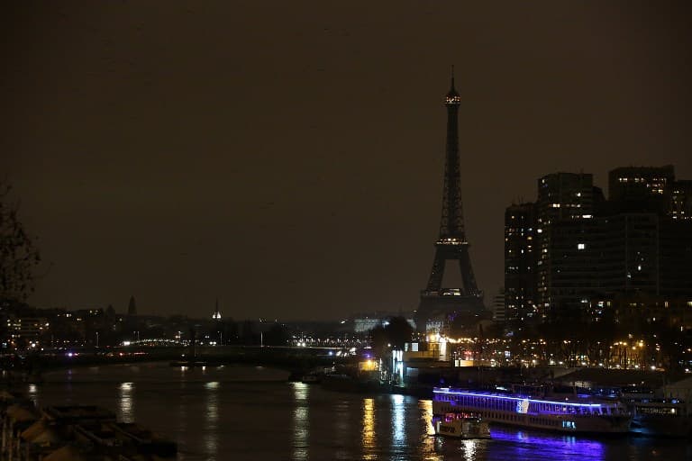 City of Lights out: Paris hit by huge mystery power cut
