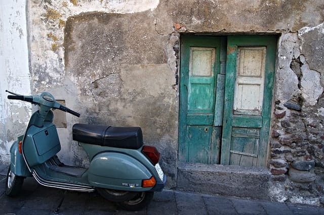 €1 homes offer causes property stampede in Sicilian village