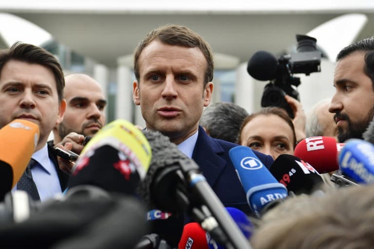 Macron's media guru resigns