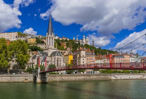 What are the best and worst things about living in Lyon?