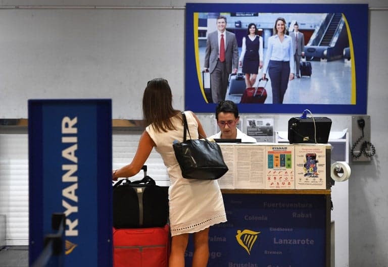 Italy fines Ryanair €3 million for charging for cabin bags