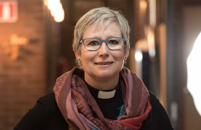 Swedish priest sacked for protesting woman bishop