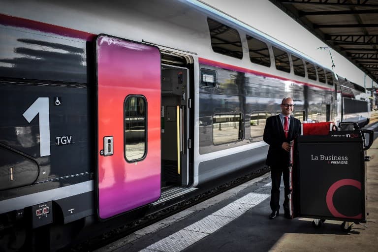 Passengers in France can now buy train tickets via Facebook