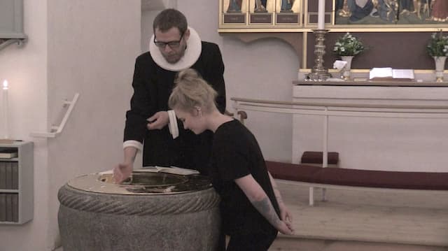 Impromptu baptisms help boost church numbers in Denmark