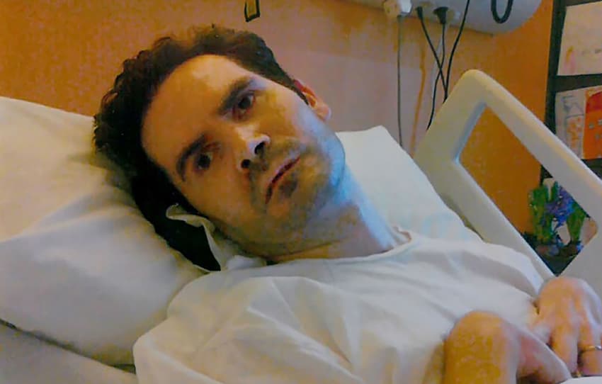 Life support resumes for vegetative Frenchman after court order