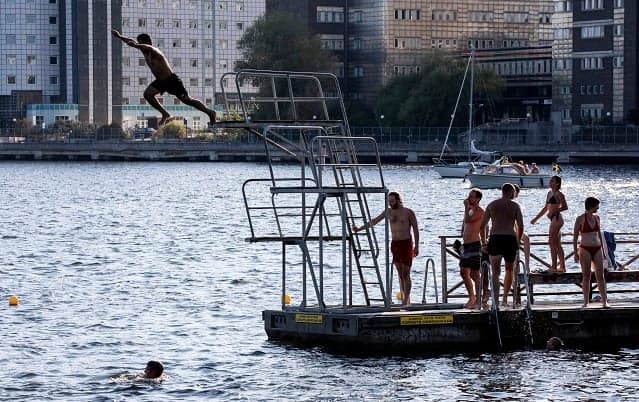 This map reveals Sweden's cleanest swimming spots
