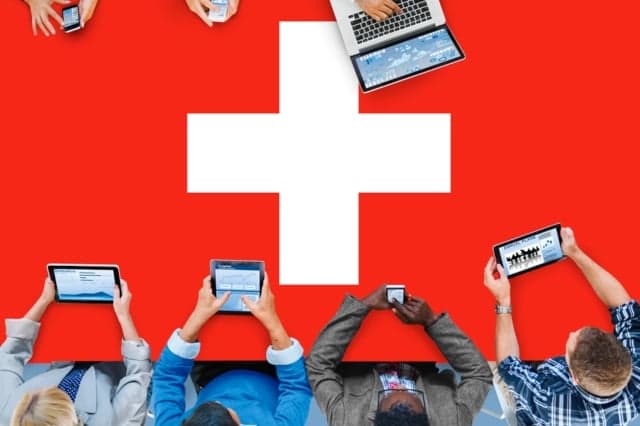 Swiss employees working less and taking more holidays