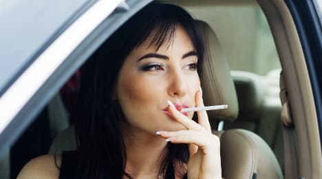 Spanish police will not fine drivers for smoking (at least for now), traffic boss says