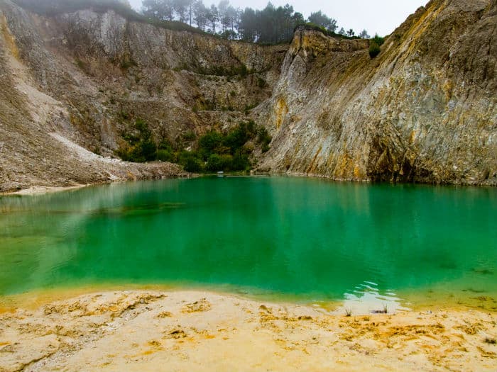 Toxic warning issues at Spain’s most instagramable turquoise lake